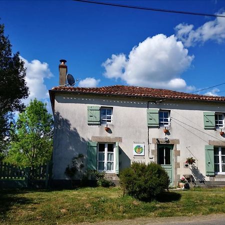 Chambres D Hotes L'Agape Saint-Martial-sur-Isop 外观 照片